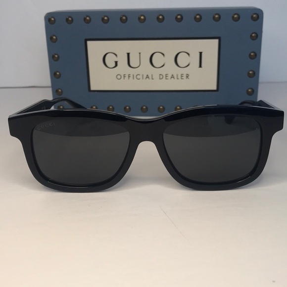 GUCCI Grey Square Men's Sunglasses
GG0824S 005 55 - Picture 3 of 16